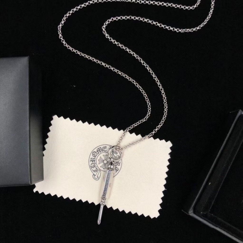 Ch**me He**ts necklaces